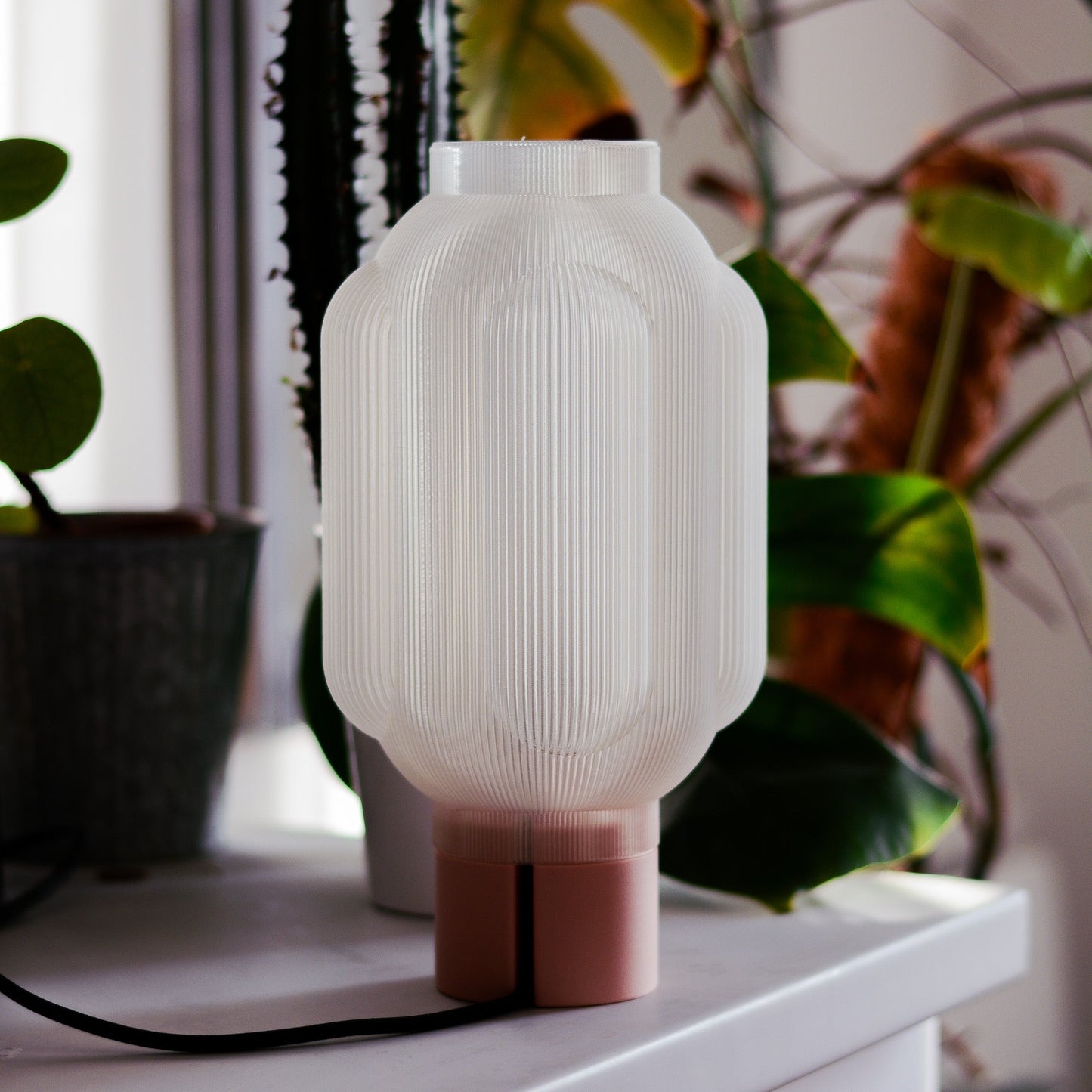 Nimbus Capsule Lamp
