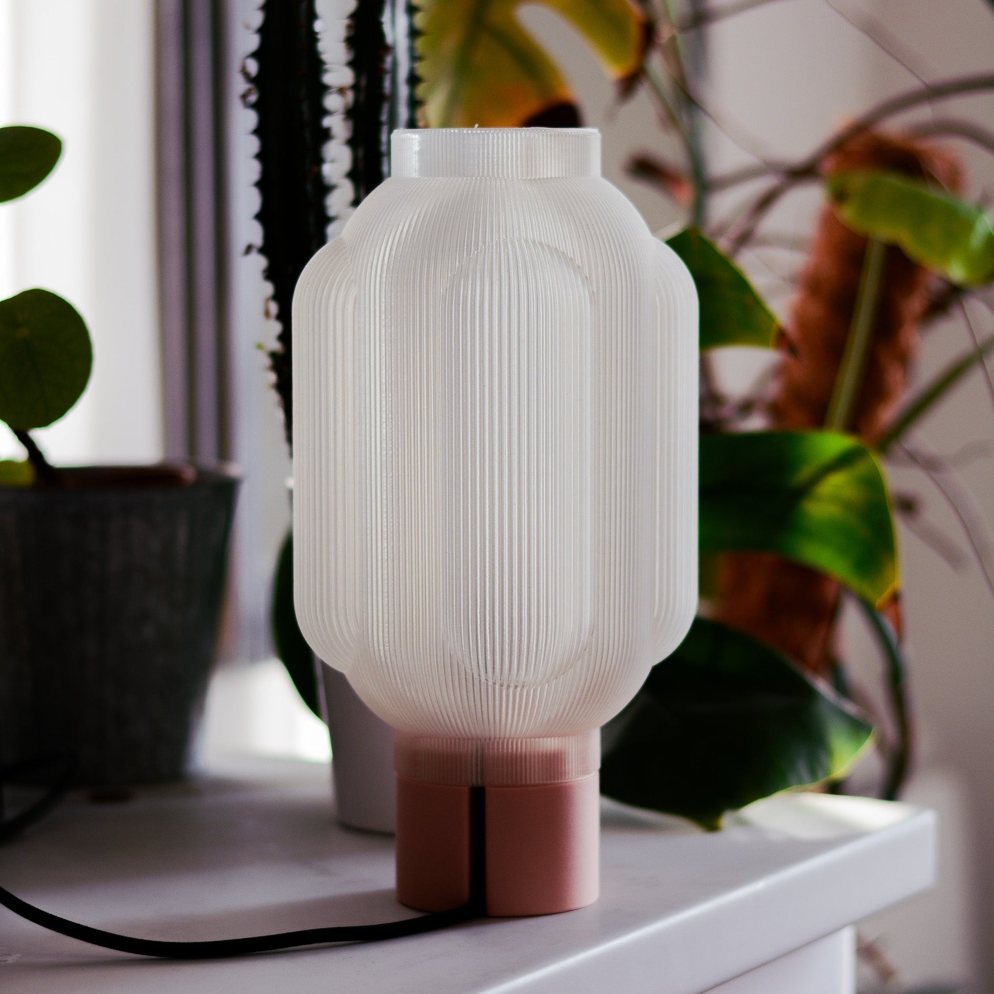 Nimbus Capsule Lamp